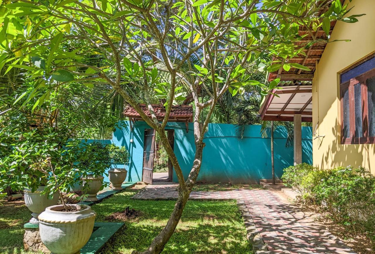 Yala Golden Wild Bed and Breakfast Tissamaharama Buitenkant foto