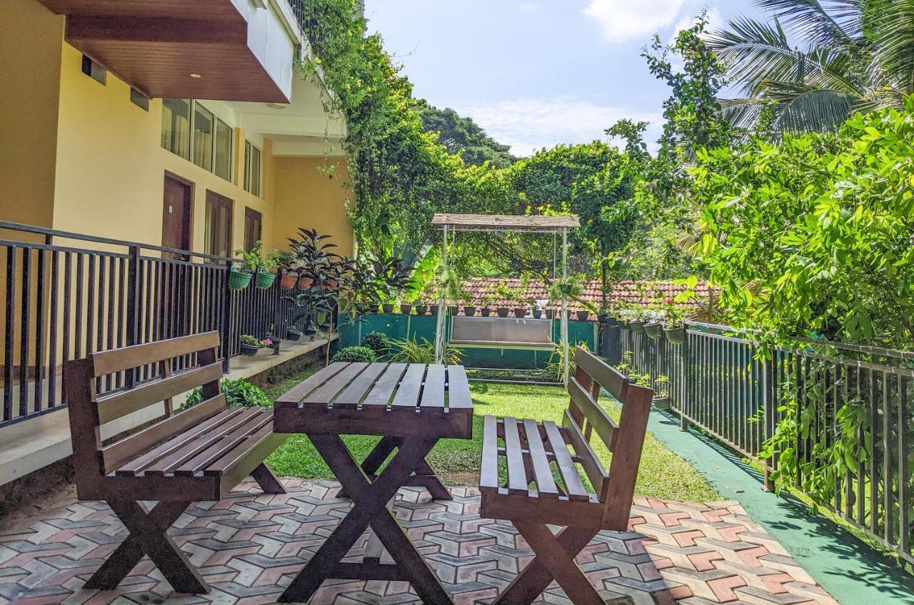 Yala Golden Wild Bed and Breakfast Tissamaharama Buitenkant foto