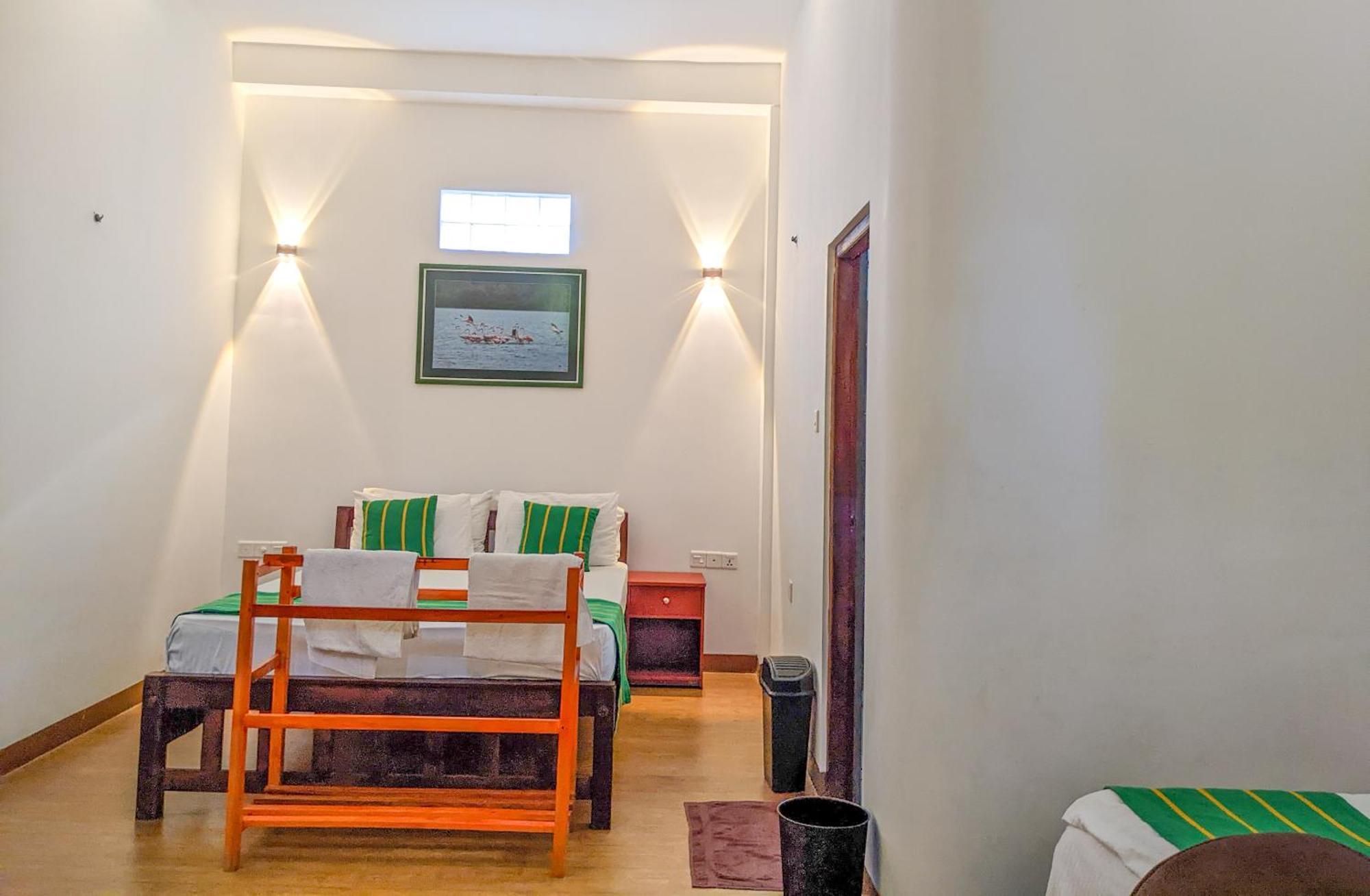 Yala Golden Wild Bed and Breakfast Tissamaharama Buitenkant foto