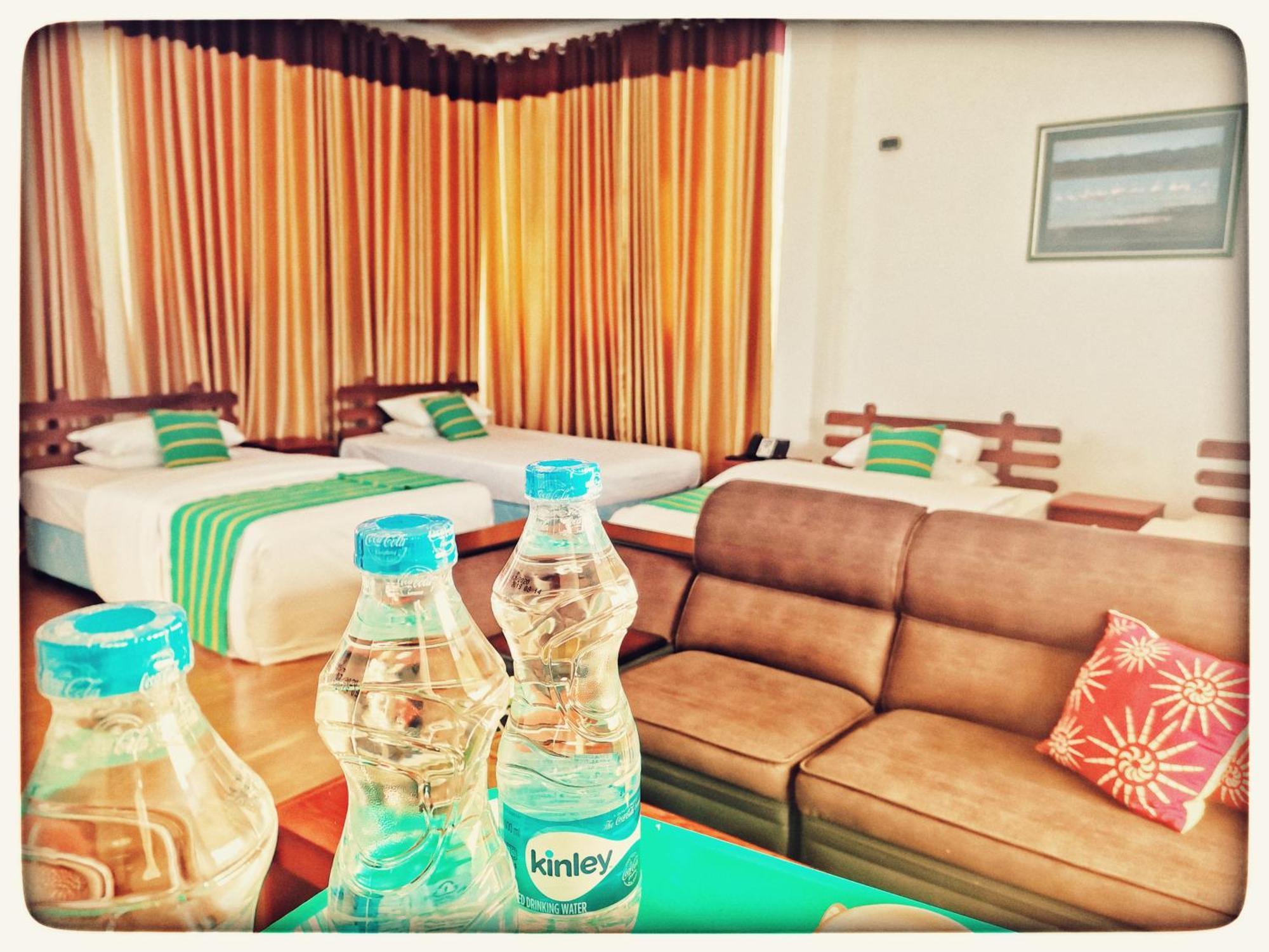 Yala Golden Wild Bed and Breakfast Tissamaharama Buitenkant foto